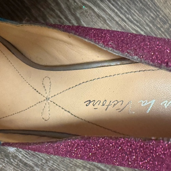 Pour La Victoire size 10 GUC some missing sparkles see pics- ultra glittery - Picture 5 of 16